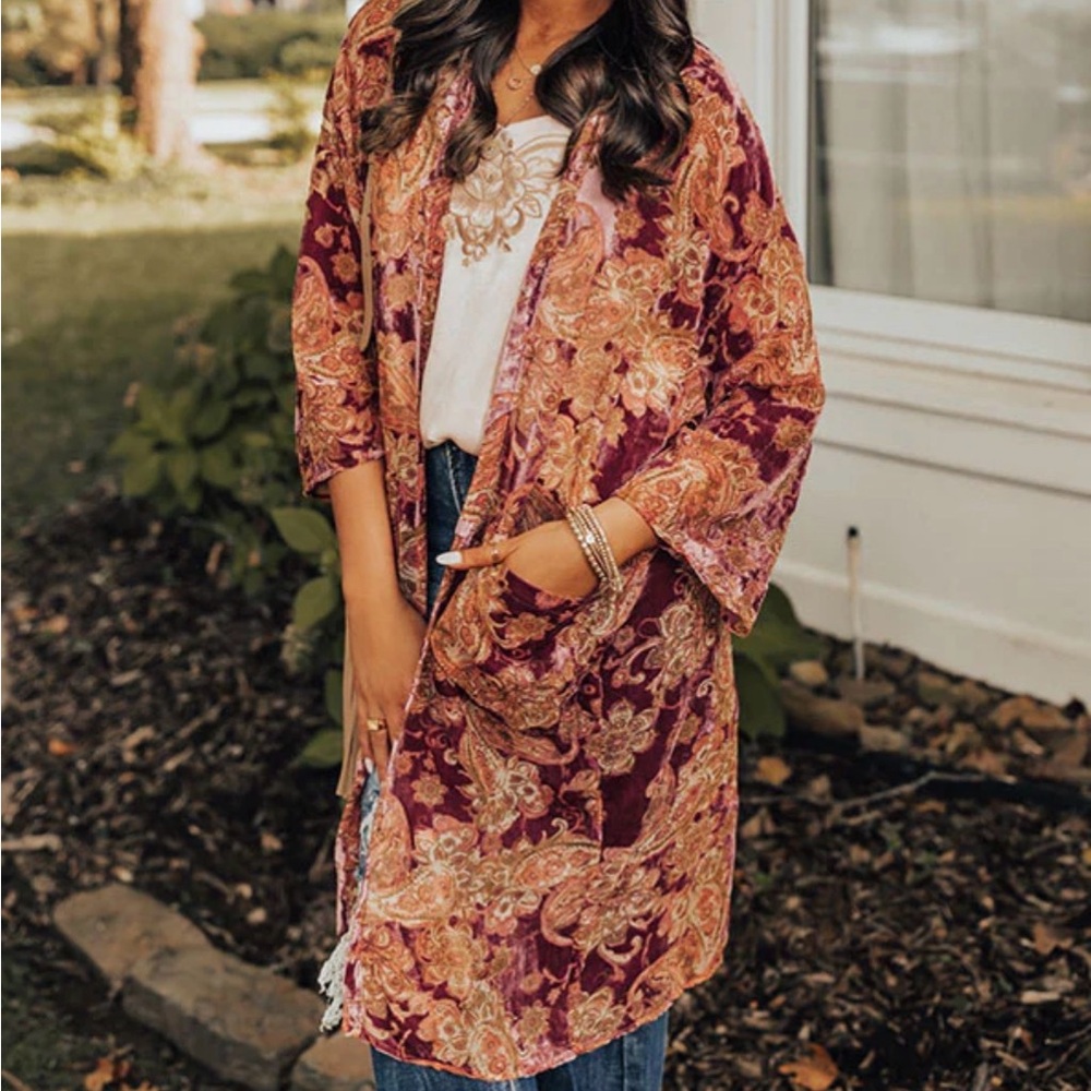 Impressions - Paris Is For Lovers Bohemian Floral Kimono